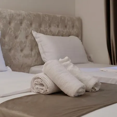 Hotel Sofra E Vjeter Restaurant And