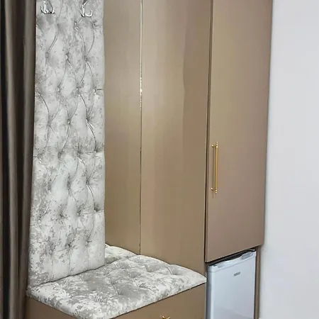 מלון Sofra E Vjeter Restaurant And *