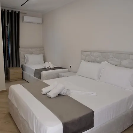 Sofra E Vjeter Restaurant&guesthouse Hotel *