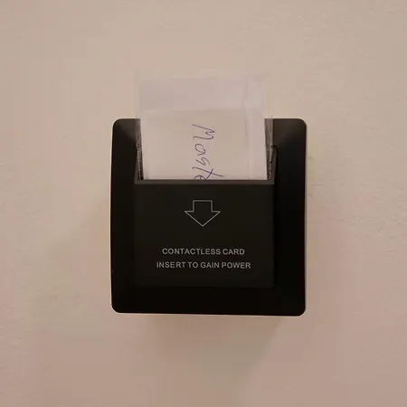 Ξενοδοχείο Sofra E Vjeter Restaurant And *