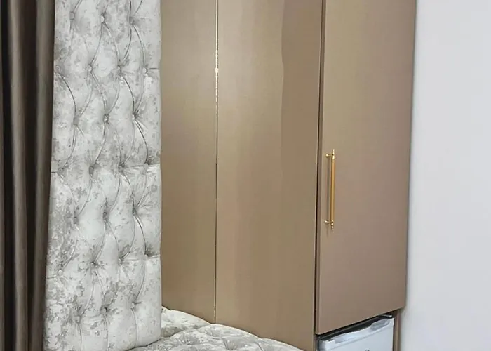 Ξενοδοχείο Sofra E Vjeter Restaurant And *