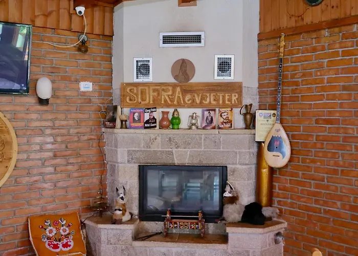 Ξενοδοχείο Sofra E Vjeter Restaurant And