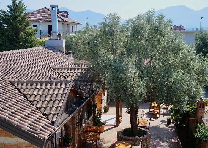 Hotel Sofra E Vjeter Restaurant And